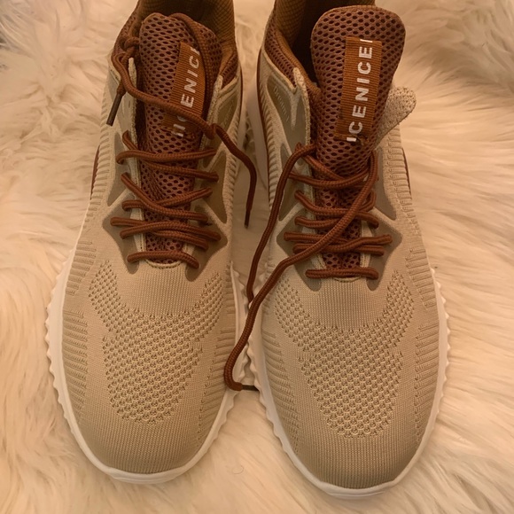 Mens sneakers - Picture 7 of 7